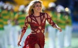 Shakira dejó muchas dudas sobre un posible embarazo en la ceremonia de clausura en el Mundial de Brasil.
