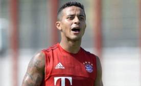 Thiago Alcántara dice que disfruta mucho ver el tridente del Barcelona. Foto AFP