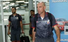 Marcelo Hugo Herrera en el aeropuerto Ramón Villeda Morales de SPS. (Foto: Neptalí Romero)