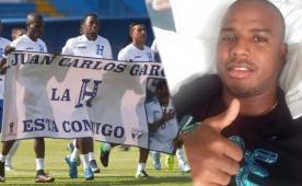 Así fue la pancarta que mostraron los jugadores de la Selección de Honduras en apoyo a Juan Carlos García.