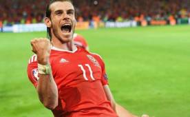 Bale es un hombre de admirar dentro y fuera del campo.