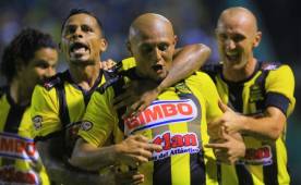 Sergio Mendoza anotó el gol que significó el triunfo para Real España contra Olimpia. Foto Melvin Cubas