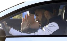 Benzema intentó convencer a su compañero de la selección francesa Mathieu Valbuena que evitara la difusión de un vídeo sexual.