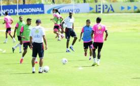 La selección de Costa Rica entrenó a puertas cerradas en el Proyecto Gol.
