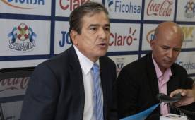 Jorge Luis Pinto, técnico de Honduras, confirmó que tiene un acuerdo con el Celtic para contar con Emilio Izaguirre a partir del lunes. Foto Juan Salgado