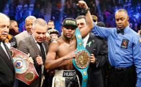 Floyd Mayweather mantiene su invicto ante Manny Pacquiao, el norteamericano dice que está planeando pelear en septiembre. Podría ser la revancha. Foto AFP