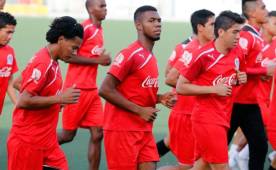 David Meza ya está recuperado de su lesión e inició la pretemporada con Olimpia. Foto Melvin Salgado