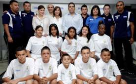 Estos son los 10 niños escogidos por la Fundación Diunsa y Fundación Real Madrid llevarán a España. Foto Neptalí Romero