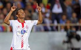 Bacca anotó 49 goles en 108 partidos oficiales con la camiseta del Sevilla.