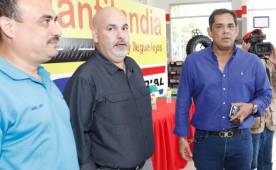 Orinson Amaya trata de mantener al equipo verdolaga motivado.