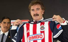 Jorge Vergara, presidente de Chivas, no dio mayores detalles sobre el despido de La Volpe.