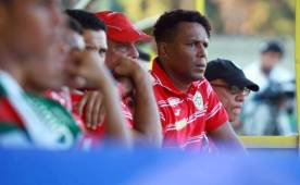 Jairo Ríos dice que Carlos Pavón es 'un gran discípulo, muy receptivo' y en cuatro años lo ve dirigiendo 'a la Selección Mayor' de Honduras. Foto DIEZ