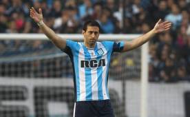Diego Milito se retiró del fútbol anotando gol. (FOTO: lanacion.com.ar)