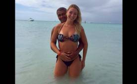 Romario subió a redes sociales una foto donde sale muy cariñoso con la joven estadounidense Dixie Pratt. Foto Instagram