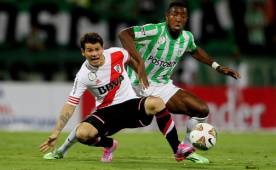 River Plate jugó una mala primera parte, pero se recuperó en la parte complementaria y se lleva un empate de Medellín. Foto EFE