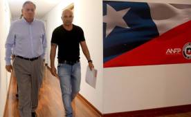 Jorge Sampaoli se desligó de la selección chilena a cambio de varios sacrificios económicos.