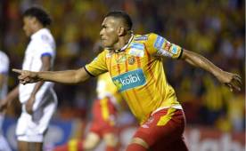 Herediano eliminó al Olimpia en los cuartos de final y se medirá al América de México.
