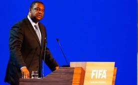 Jeffrey Webb durante del día puede moverse libremente.