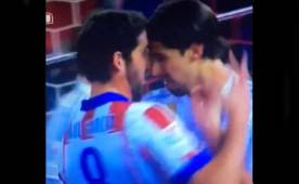 Raúl García no soportó el contacto con Khedira y terminó dándole un manotazo que le pudo costar la roja.