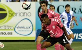 Anthony Lozano jugó los 90 minutos en el empate de visita del Tenerife 2-2 ante Alavés. Foto Cortesía
