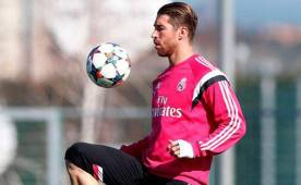 Sergio Ramos luce totalmente recuperado en el entrenamiento de este domingo.
