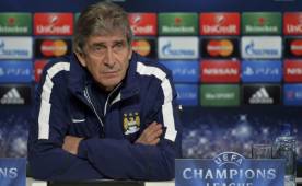 Manuel Pelligrini atendió a la prensa en la Academia de fútbol del Manchester City. (EFE)