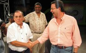 Chelato Uclés cuestiona la administración de Rafael Callejas, especialmente por los gastos en que se incurrieron en la era de Reinaldo Rueda.