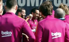 Jugadores del Barcelona les gusta pedir que su televisión sea grande en los hoteles donde se hospedan.