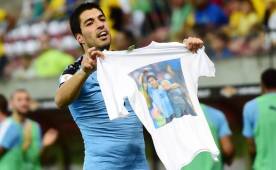 Luis Suárez dedicó su gol al fallecido fisioterapeuta Walter Ferreira.