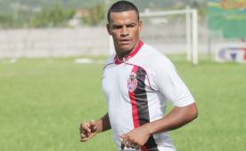 Rony Martínez estuvo ausente la mayor del 2015, pero trabaja para retornar con goles en el 2016.