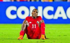 A sus 28 años, sería una locura que el seleccionado panameño Armando Cooper decidiera dejar su carrera como futbolista profesional.