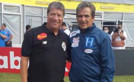 'Bolillo' Gómez y Jorge Luis Pinto se encontraron en el estadio previo al duelo de mañana.