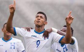 Anthony Lozano celebrando uno de sus dos goles en el Preolímpico de la CONCACAF.