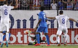 Honduras tiene la misión de levantarse ante Panamá este viernes.