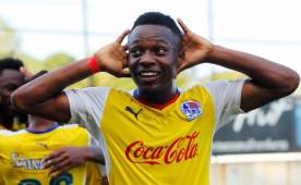 Kevin Álvarez es dueño de la banda derecha del Olimpia, tendrá su duelo con Omar Elvir.