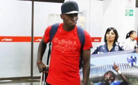 Alberth Elis llegó desde el jueves a México para sumarse a su nuevo equipo, Monterrey.