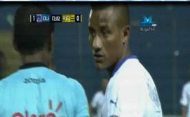 El jugador Luis Garrido ingresó a la cancha al minuto 72 en lugar de Bayron Méndez y de forma oficial confirma que está de vuelta tras la grave lesión.