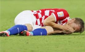 Modric sufrió un tirón en la zona de la ingle izquierda, en el minuto 26, durante la disputa del balón con un jugador italiano.