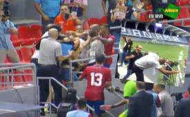 Momentos de la pelea que protagonizó Paulo César Wanchope.