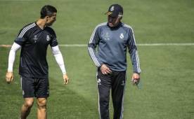 Cristiano Ronaldo y Ancelotti durante un entrenamiento del Real Madrid.
