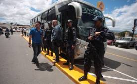 Desde su arribo a Tegucigalpa, el Herediano contó con seguridad y la misma le acompaño hasta el hotel del concentración. Foto Ronald Aceituno