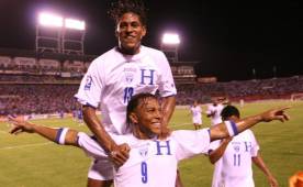 Carlos Pavón fue la bestia negra de la selección de El Salvador durante éste fue jugador. (FOTOS: DIEZ.HN)