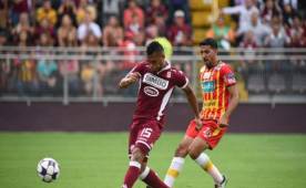 El panameño Rolando Blackburn le dio la victoria a Saprissa sobre Herediano y asumió el liderato de la liga tica. (Saprissa)