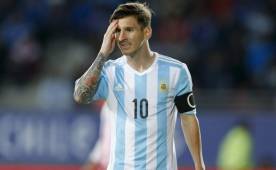 Messi dice que en la parte complementaria Argentina no encontró el balón y al final se lleva un empate que no querían ante Paraguay. Foto EFE