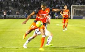 Eddie Hernández sigue convenciendo a la afición del Correcaminos.