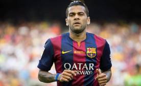 Dani Alves quedó solo en sus fuertes declaraciones, el club se desmarcó.