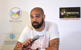 Adriano durante la conferencia de prensa. Foto tomada de Deporte Total Usa.