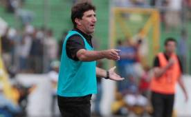 Vargas no pudo guiar al Olimpia a la final del Apertura 2014 y antes de hablar de futuro del equipo espera renovar su contrato. Foto Ronald Aceituno