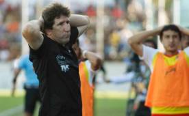 El técnico del Olimpia Héctor Vargas dice Carlo Costly mejora con cada partido y esto le entusiasma. Foto Neptalí Romero