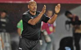 El estratega caribeño dirigiendo frente a Estados Unidos.